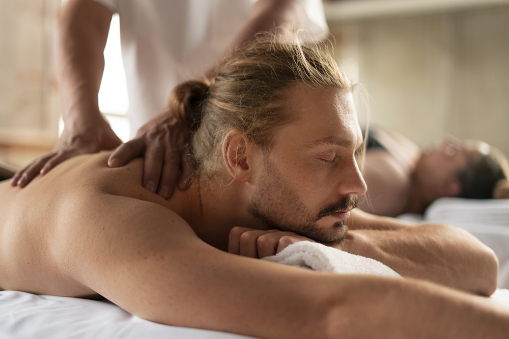 differenza tra massaggio terapeutico e massaggio benessere